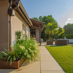 Jardin terrasse carrelage effet travertin